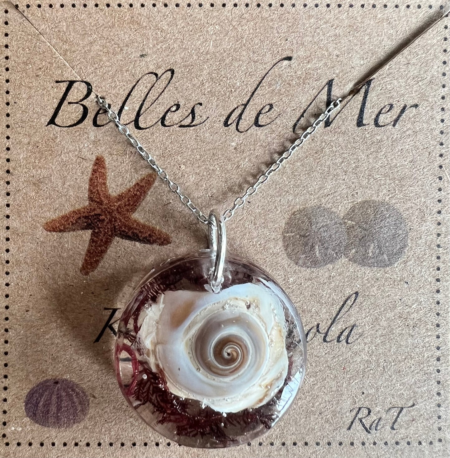 Pendentif rose de la mer