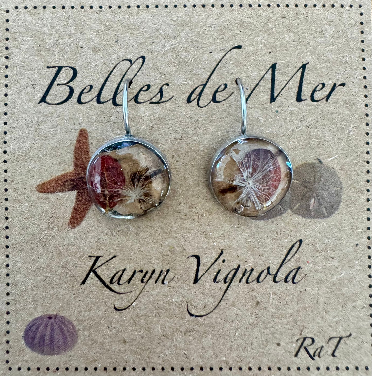 Boucles d'oreilles écorce de bouleau, feuilles de graines rouges et pollen de tussilage