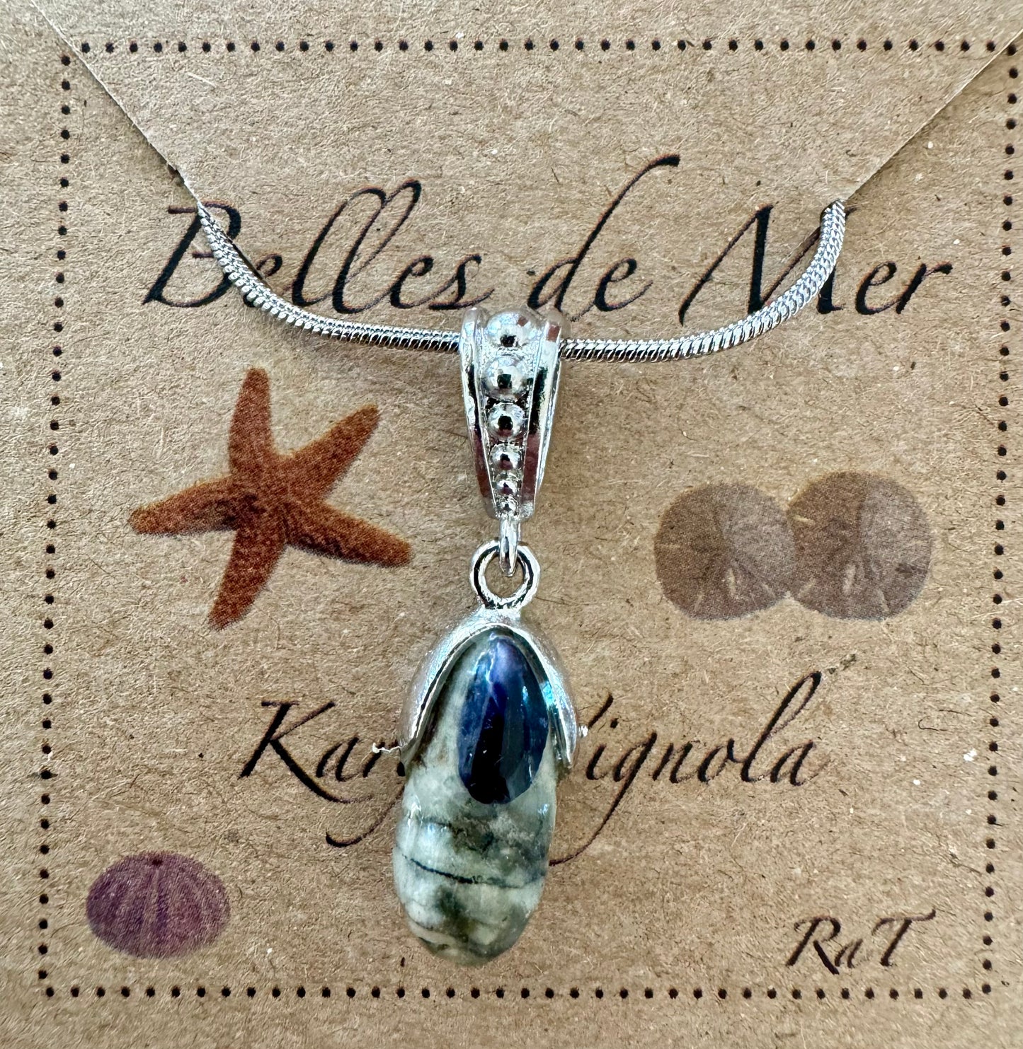 Pendentif roche et moule