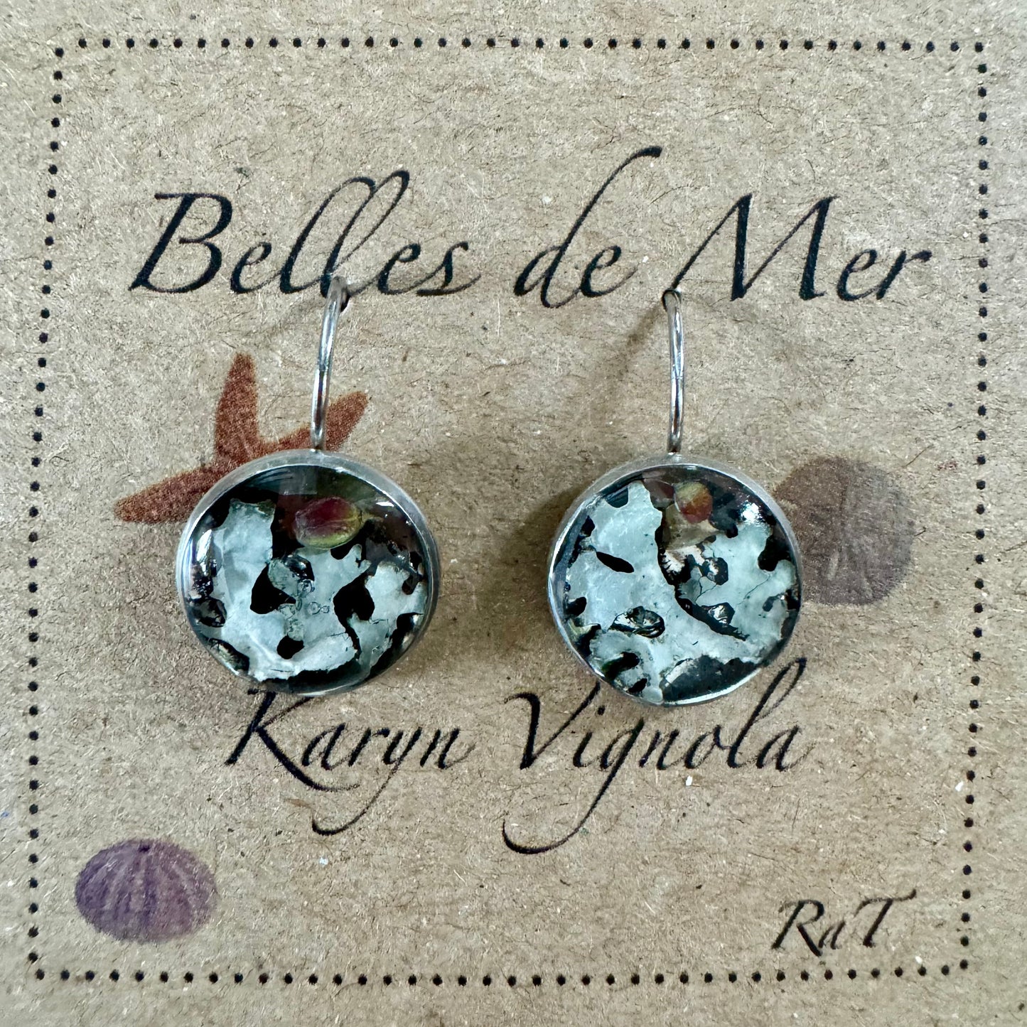 Boucles d'oreilles lichen et feuilles de graines rouges