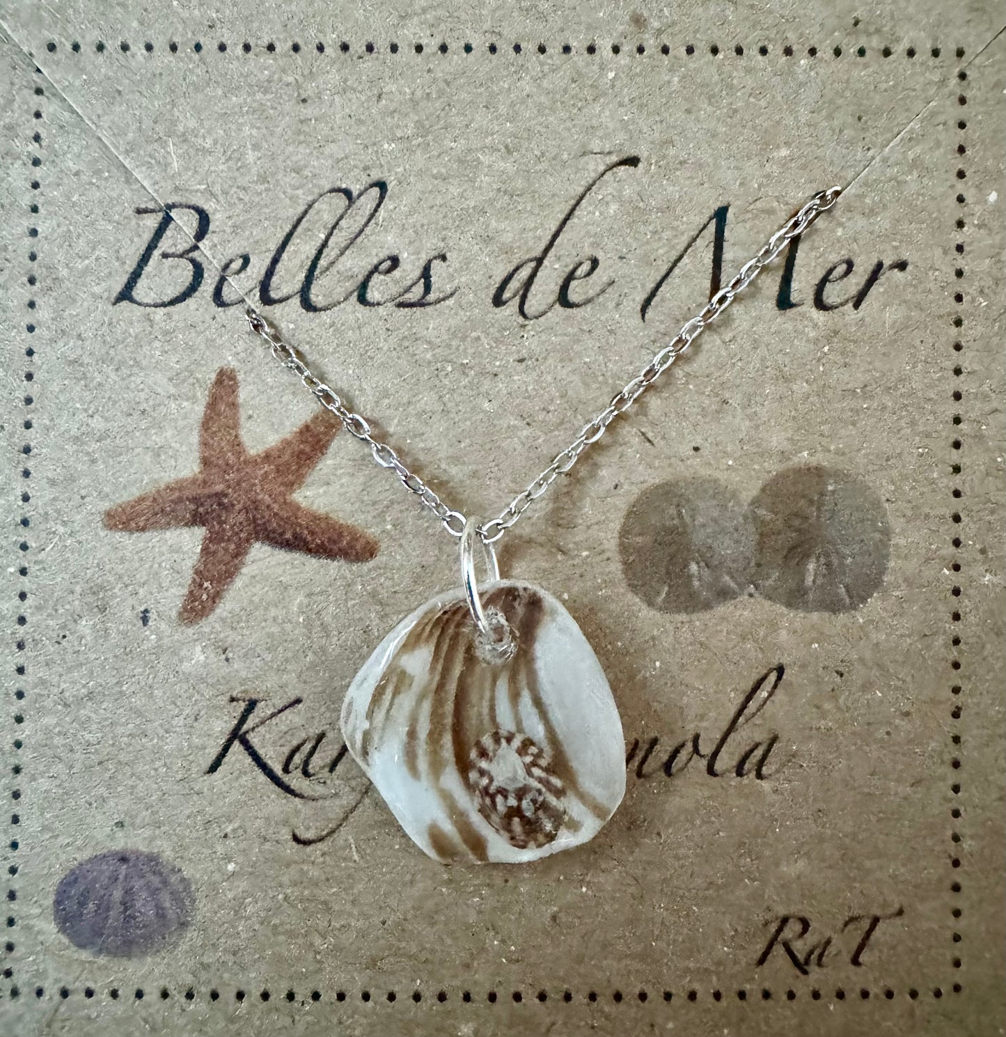 Pendentif coquillage d'huître et patelle du volcan