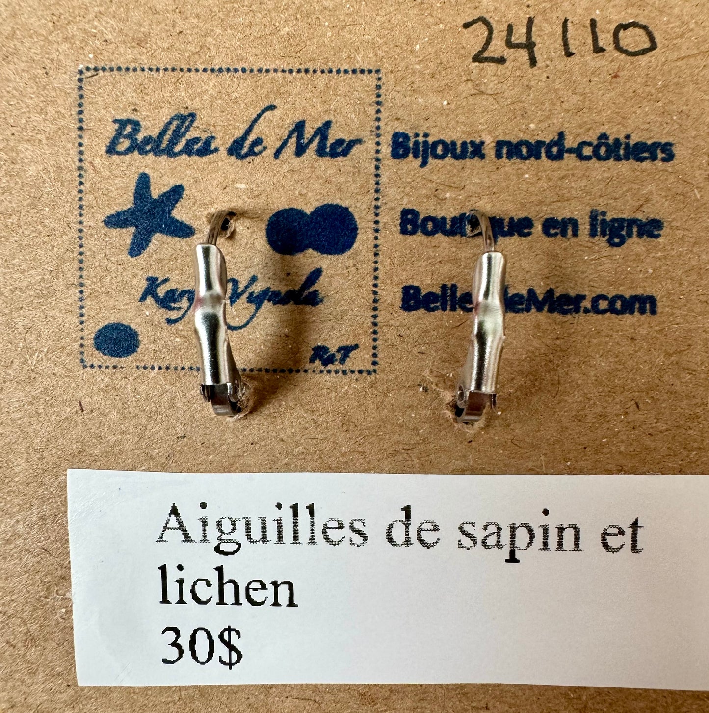 Boucles d'oreilles aiguilles de sapin et lichen