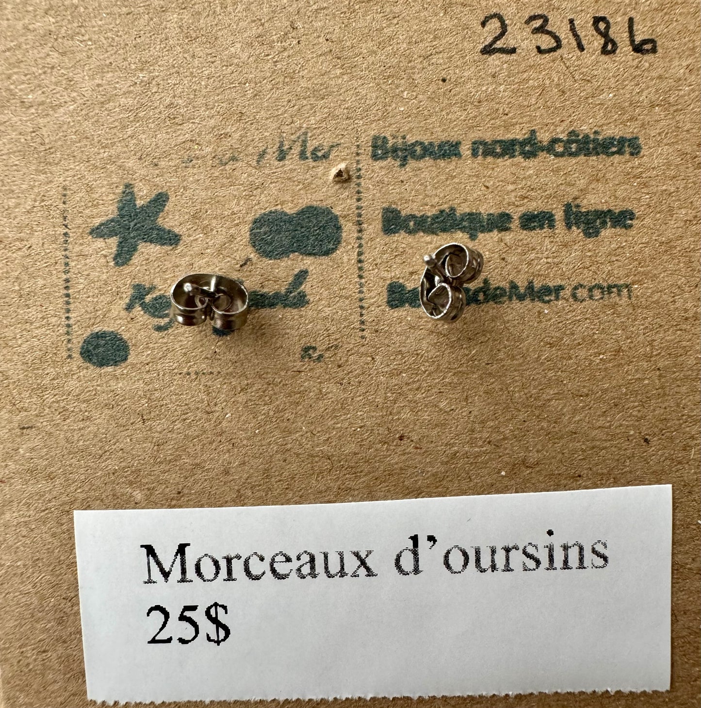 Boucles d'oreilles morceaux d'oursins