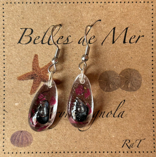 Boucles d’oreilles moules et pétales de rose