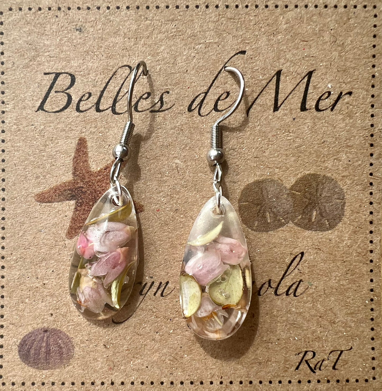 Boucles d’oreilles fleurs de graines rouges